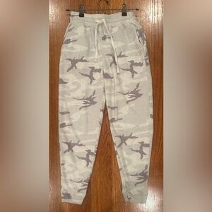 Rails Oakland Stone Camo Joggers - Size S